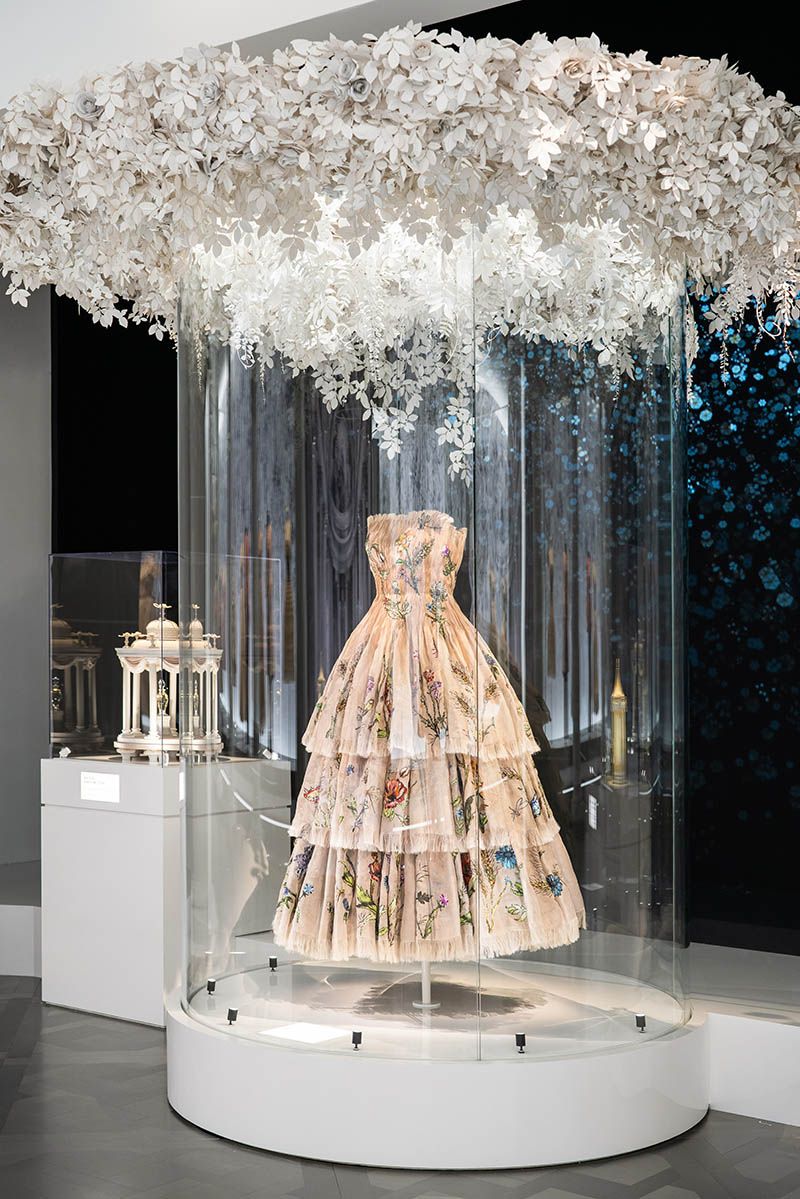 Christian Dior Designer of Dreams exhibition