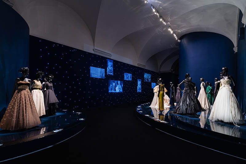 Christian Dior Designer of Dreams exhibition