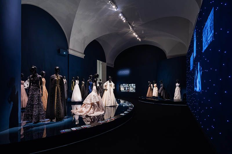 Christian Dior Designer of Dreams exhibition