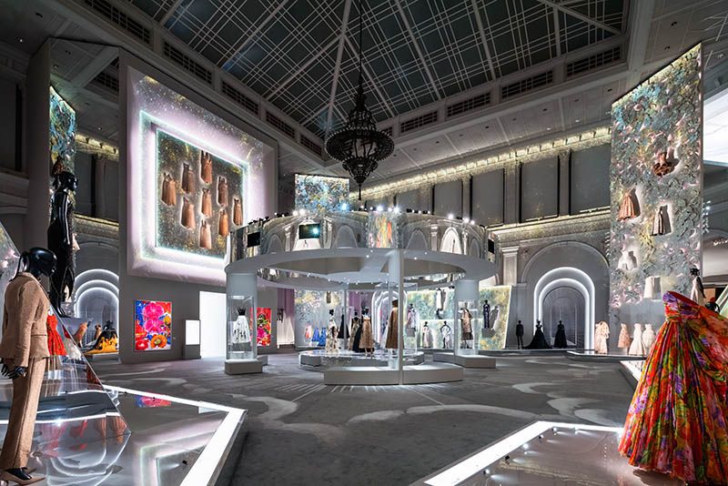 Christian Dior Designer of Dreams exhibition