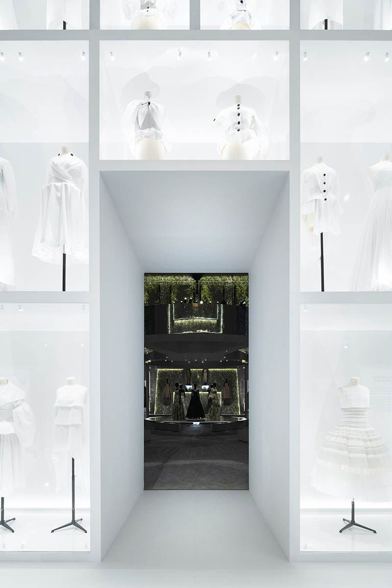 Christian Dior Designer of Dreams exhibition with hallway