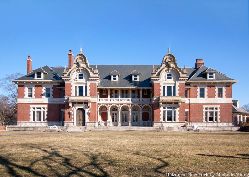 Idle Hour Vanderbilt Estate in Oakdale Long Island