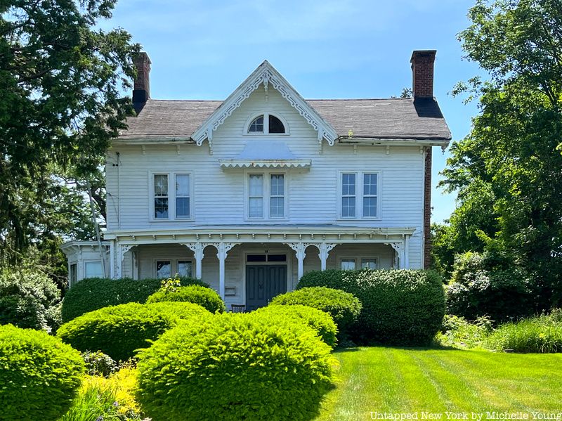 West Neck Road Historic District house