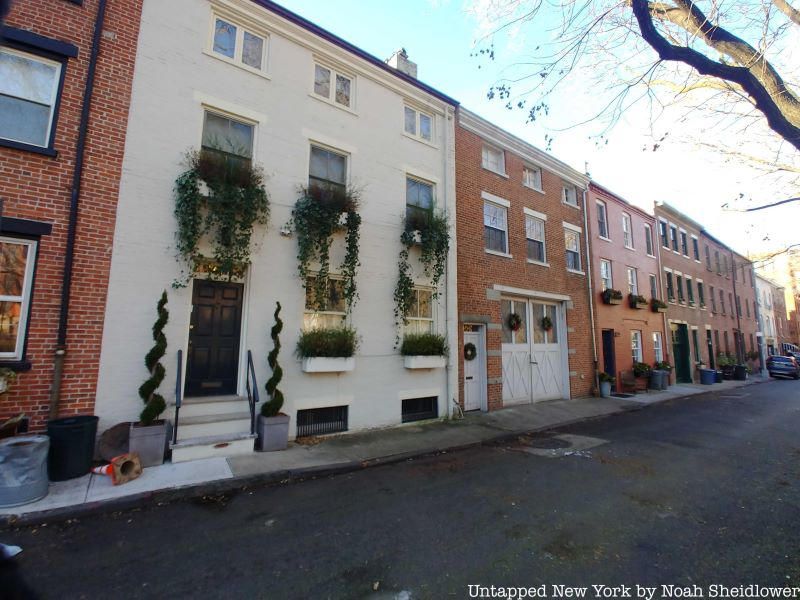 a row of brick homes on Verandah Place