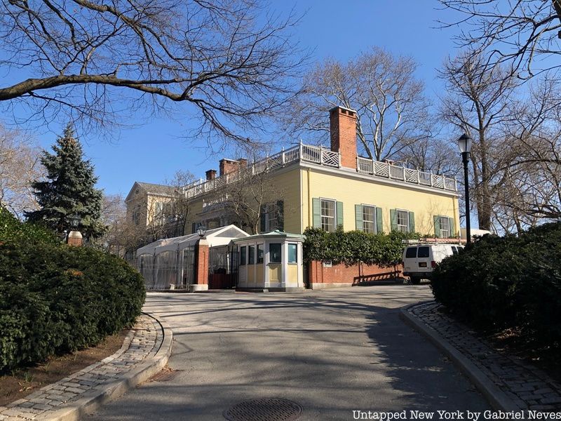 gracie mansion