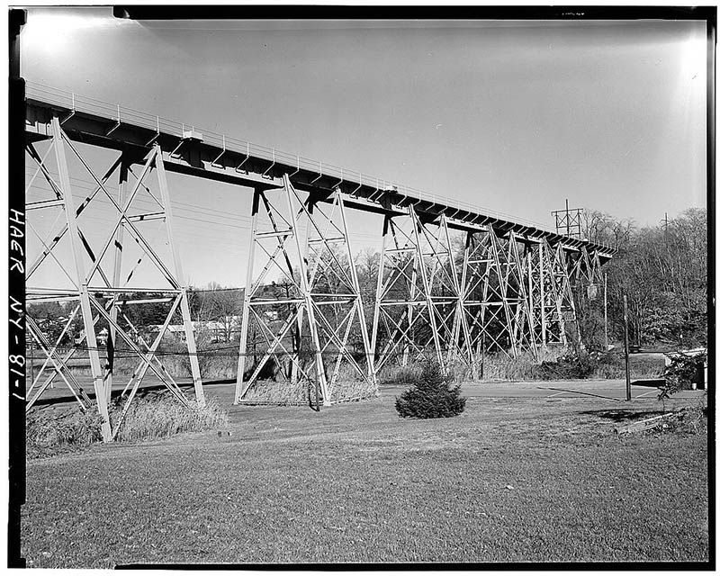 Long Island Railroad, Manhasset Bridge, Manhasset Shore Road Vicinity, Flower Hill, Nassau County, NY