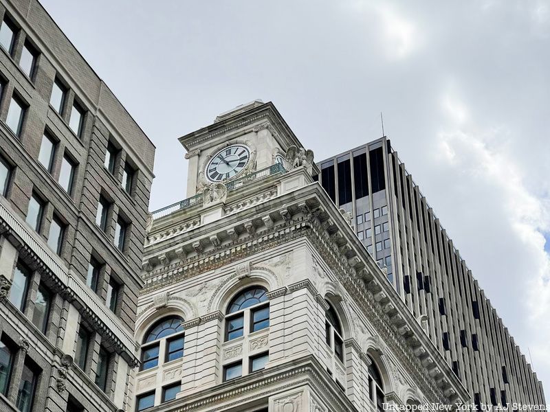 New York Life Insurance Company Building at 346 Broadway