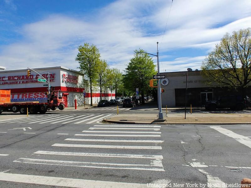 The intersection where the Ruhe Animal Farm used to be. 