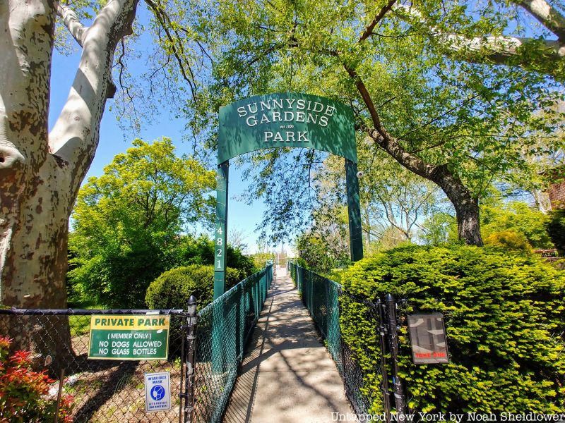 Sunnyside Gardens Park, accessible for keyholders only. 