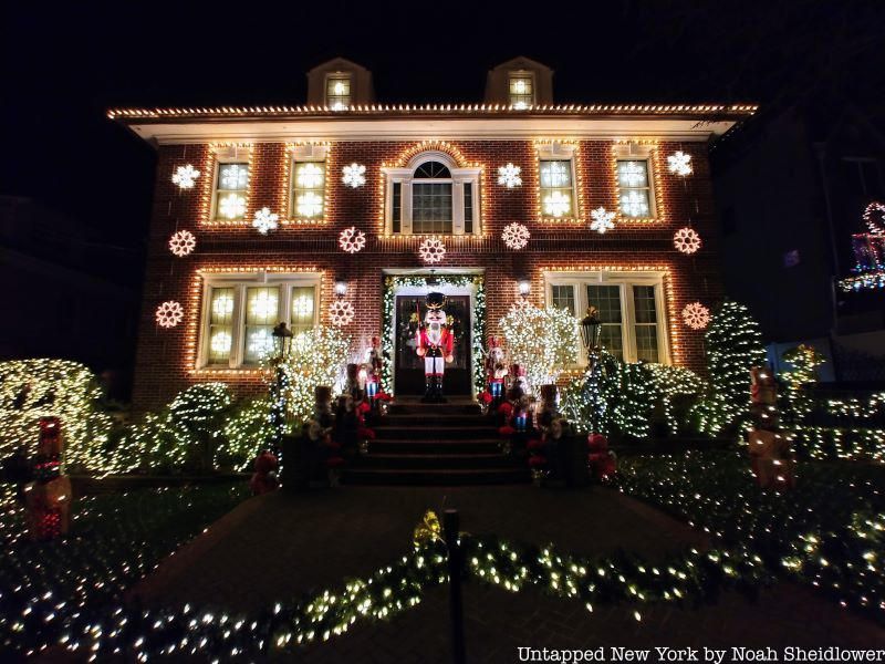 Dyker Heights Christmas lights