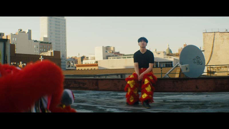 Jian Wei, a lion dancer in Chinatown