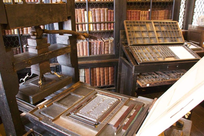 Antique printing machines at Thornwillow Press