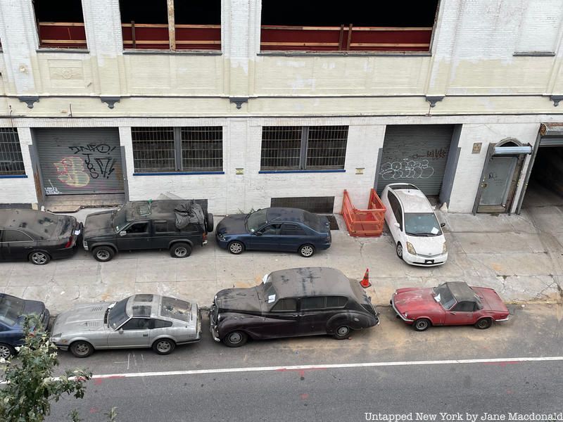 Aerial view of vintage cars at Autobabysitters. Princess Rolls Royce Datsun