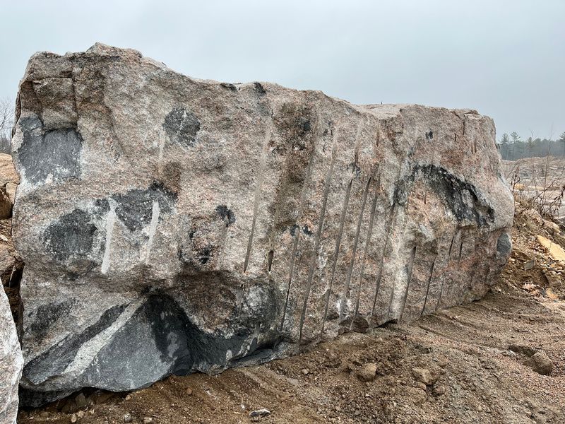 Darrell Petit sculpture at Stony Creek Quarry