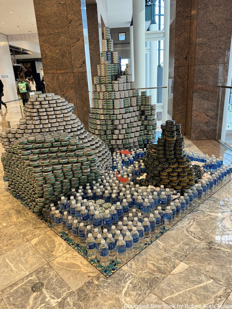 Polar Bear sculpture at Canstruction