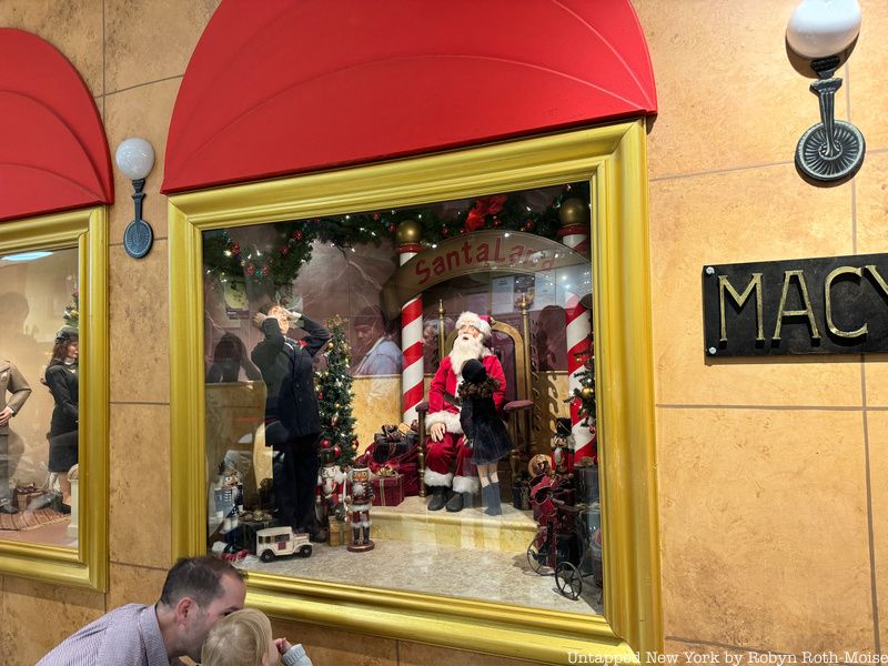 Macy's Holiday Windows