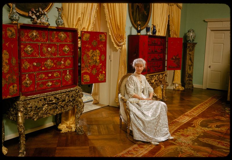 Consuelo Vanderbilt in her Palm Springs mansion