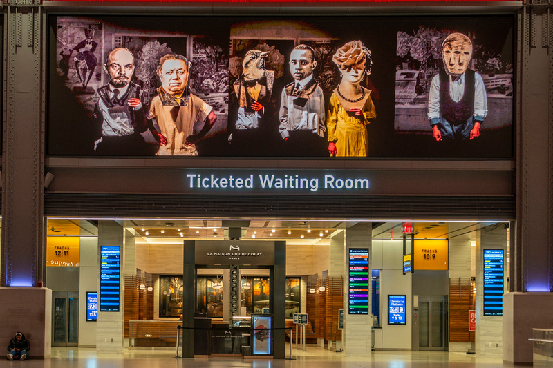 Digital art in Moynihan Train Hall