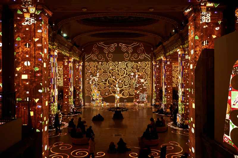 Gustav Klimt exhibit at Hall des Lumieres