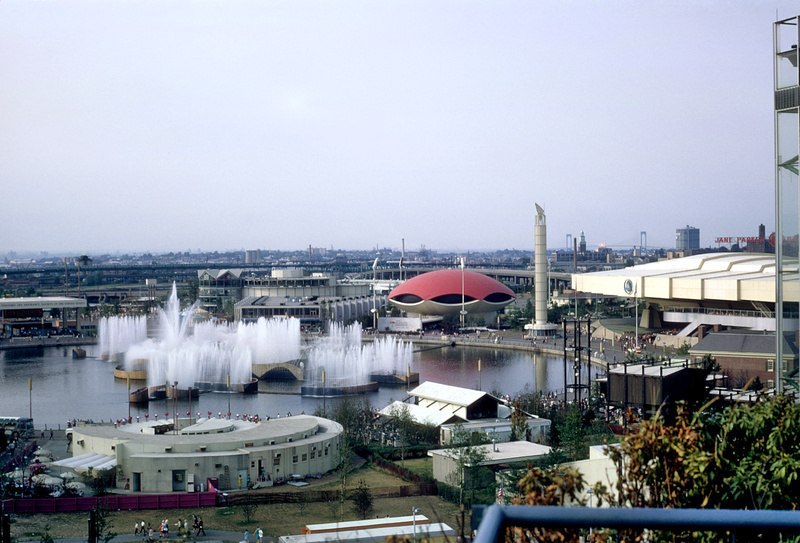 Fountain of the Planets