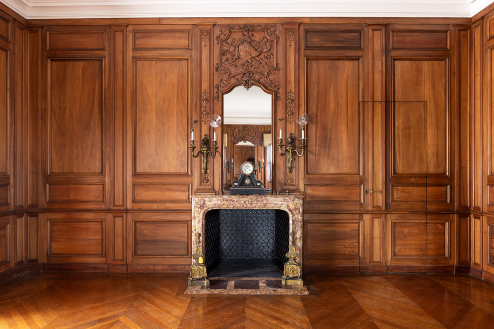 The Breakers third floor bedroom