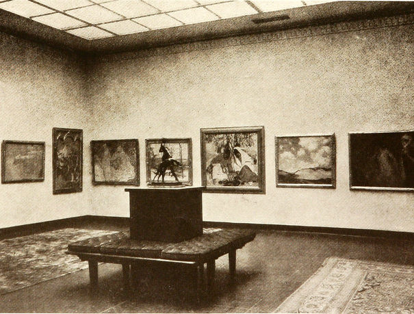 vintage photo of grand central art gallery