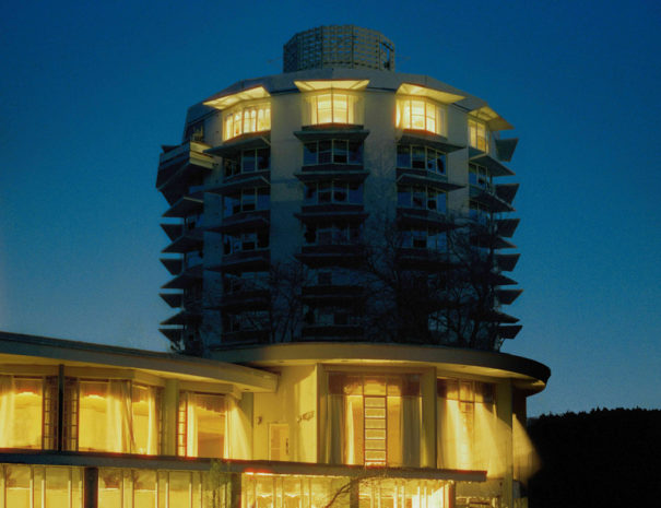 Nevele Hotel at the Borscht Belt