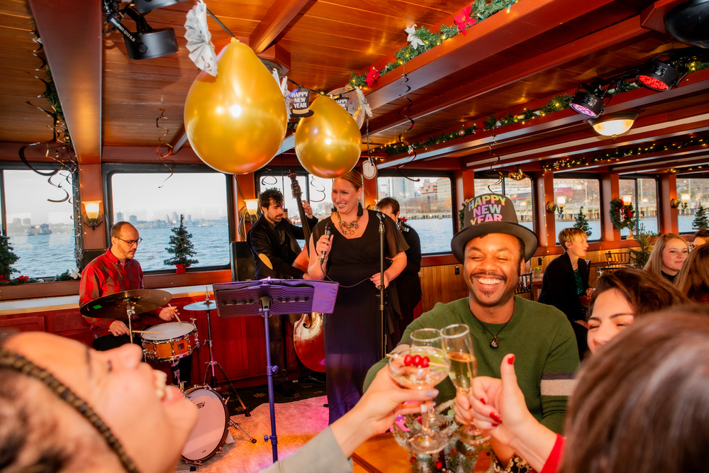 New Year's Eve Cruise Untapped New York Tours