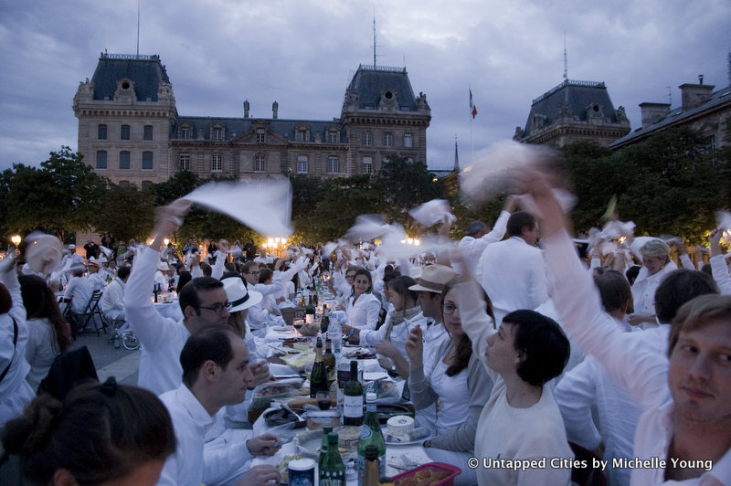 Diner en Blanc_Paris_2012-10