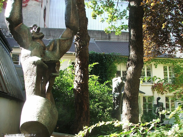 Musée Zadkine courtyard sculpture
