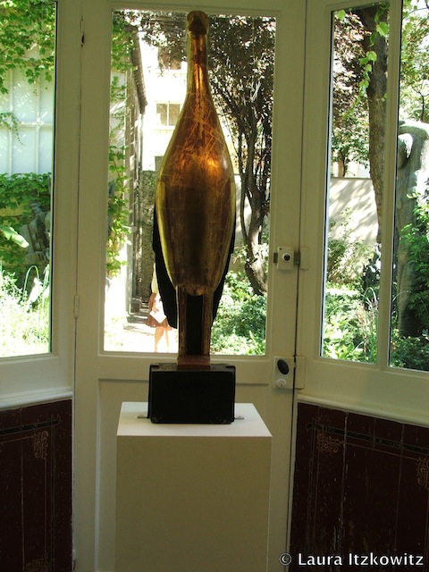 Musée Zadkine gold bird