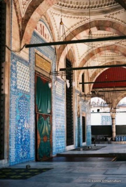 Exterior Rà­ ¼stem Pasha Mosque
