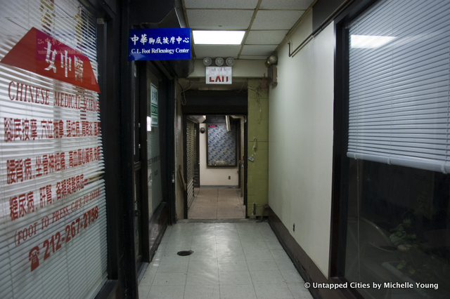 Doyers Street Tunnel_Chinatown_New York City-Foot Reflexology Chinese Medicine
