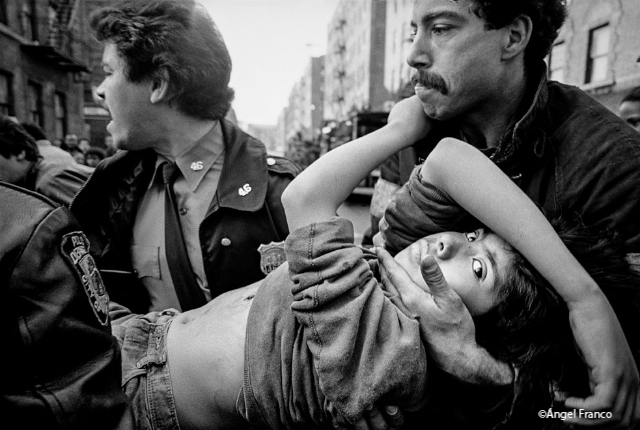 Ángel Franco once told the New York Times that while there were good cops and bad cops, the minute a child was involved the cops were there to help. Here officers carry a boy who had been caught in crossfire from a drug war, and shot in the chest while riding his bike.