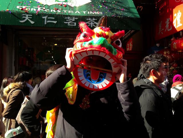 Chinatown_NYC_ChineseNewYear_LionMask