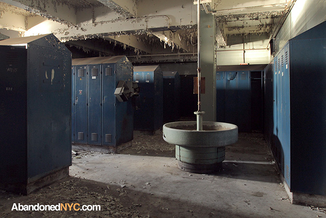 Locker Room_New York_Untapped Cities_Will Ellis_3581