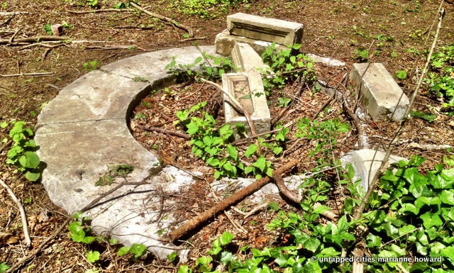 Gold Coast-Abandoned-King Zog-Estate-Muttontown Preserve-Fountain-Untapped Cities