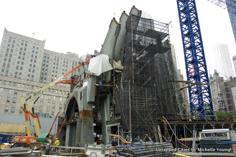 Calatrava Transportation Hub-Bird-WTC-NYC-Construction-001