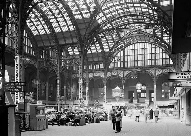 Black and white photo of the original Penn Station waiting area