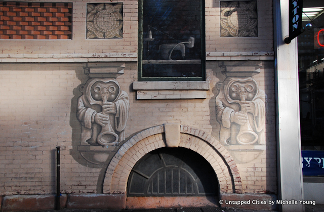 Mural Street Art-York Avenue-84rd Street-Slayton Cleaners-Clock-Horses-Sewing Machine-4