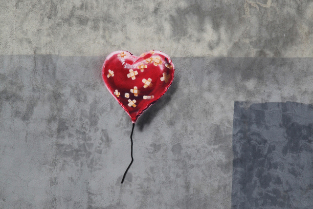 Banksy-NYC- Battle to Survive a Broken Heart in Brooklyn-2