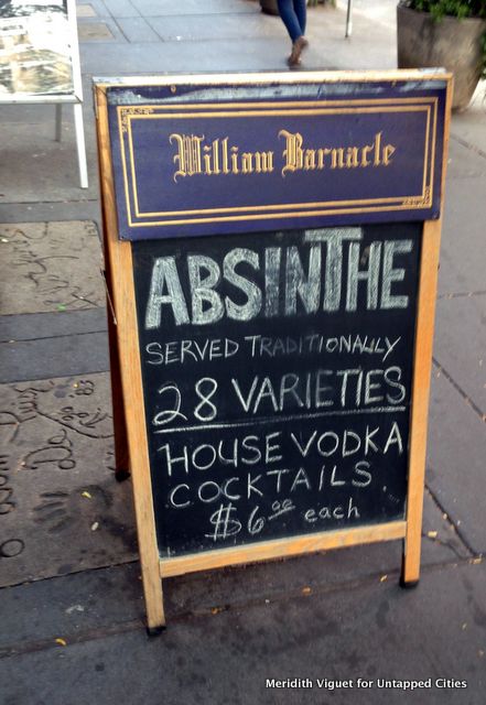 william-barnacle-tavern-east-village-nyc-speakeasy-absinthe-sign