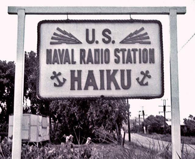 Stairway to Heaven-Haiku Steps-Vintage Photo-Hawaii-Oahu-14
