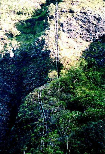 Stairway to Heaven-Haiku Steps-Vintage Photo-Hawaii-Oahu-9