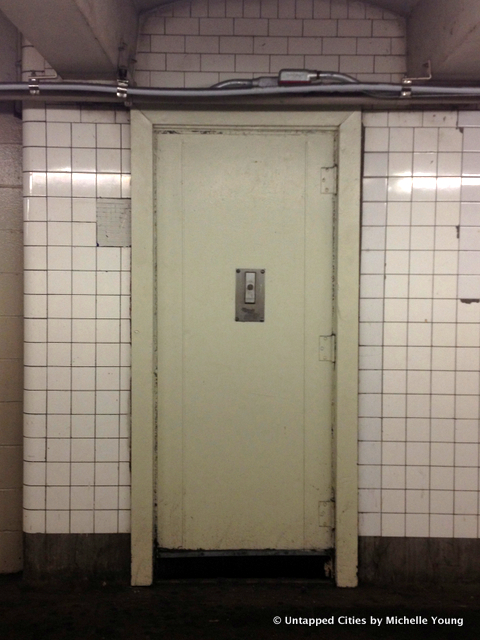 Subway Doors-MTA-NYC-14th Street