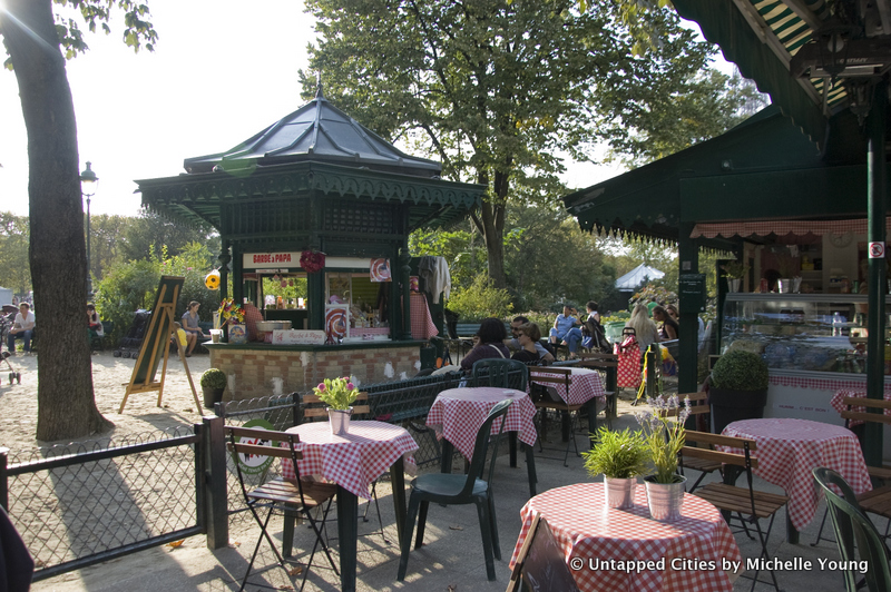 Cafe La Bonbonnière de Marie-Eiffel Tower-Paris