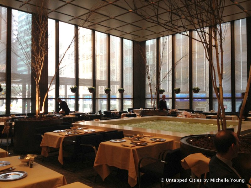 Four-Seasons-Restaurant-Phillip-Johnson-Seagram-Building-Park-Avenue-Mies-van-der-Rohe-NYC-001