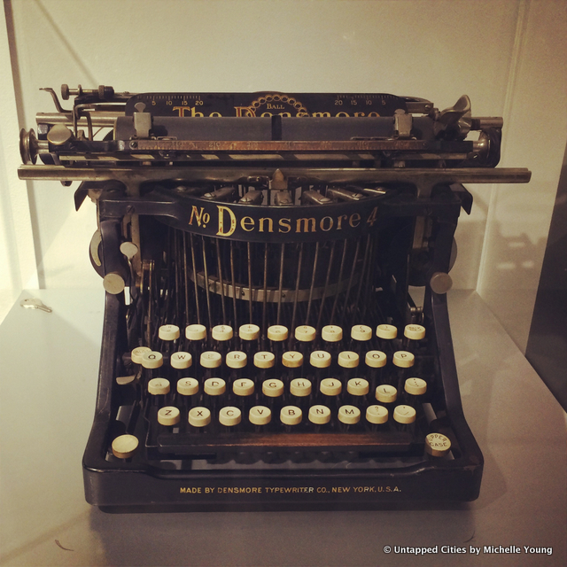 Vintage Antique Typewriters-CUNY Graduate School of Journalism-40th Street-NYC-Robert E. Dallos LA Times-004