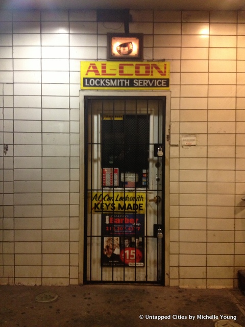 NYC Subway Entrances-Barber Shop-Shoe Repair-Locksmith-003