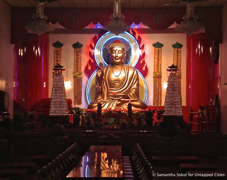 The Mahayana Buddhist Temple has the largest Buddha statue in all of New York City, measuring 16 feet tall. 